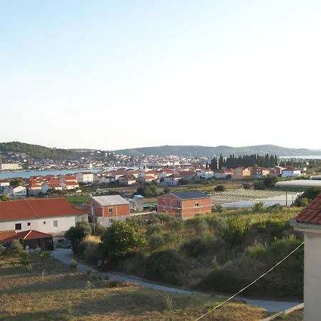 Lägenhet Roza Trogir